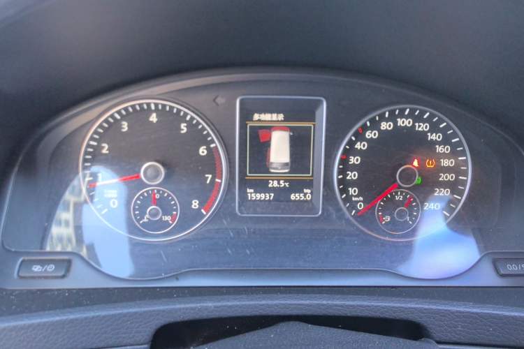 Used Volkswagen Multivan 2015 2.0 TSI Four-Wheel Drive 65th Anniversary Limited Edition Instrument Cluster
