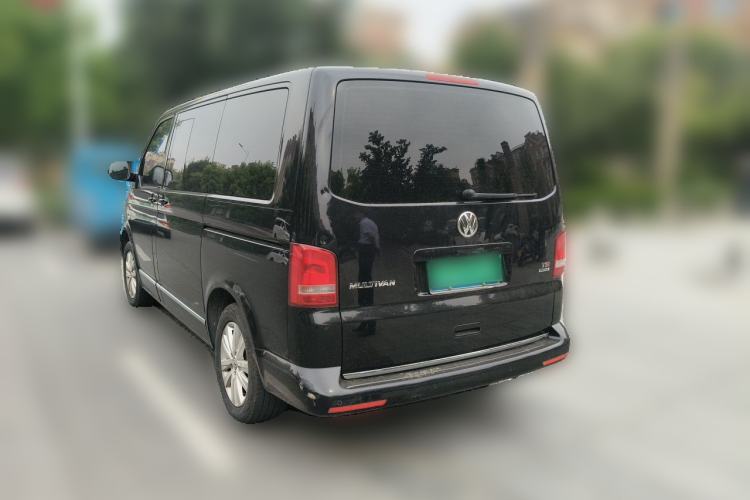Used Volkswagen Multivan  Rear Left 45 Deg