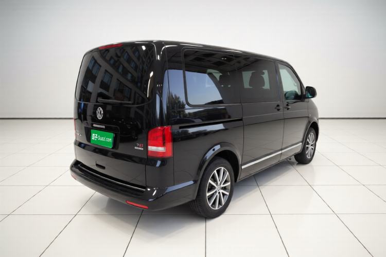 Used Volkswagen Multivan 2015 2.0 TSI Four-Wheel Drive 65th Anniversary Limited Edition Rear Right 45 Deg