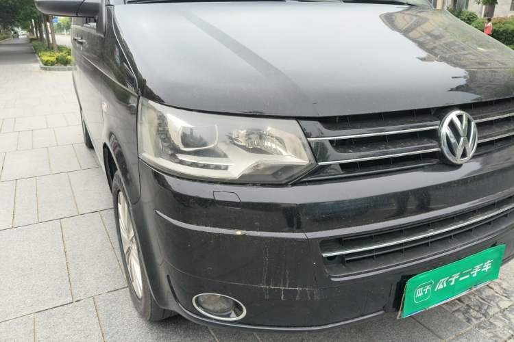 Used Volkswagen Multivan  Right Front Headlight