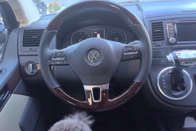 Used Volkswagen Multivan 2015 2.0 TSI Four-Wheel Drive 65th Anniversary Limited Edition Steering Wheel