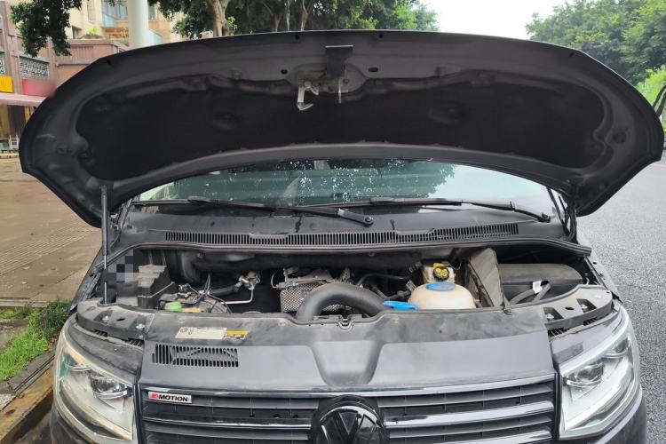 Used Volkswagen Multivan 2016 2.0 TSI 4x4 Premium Edition 7-Seater Engine Bay