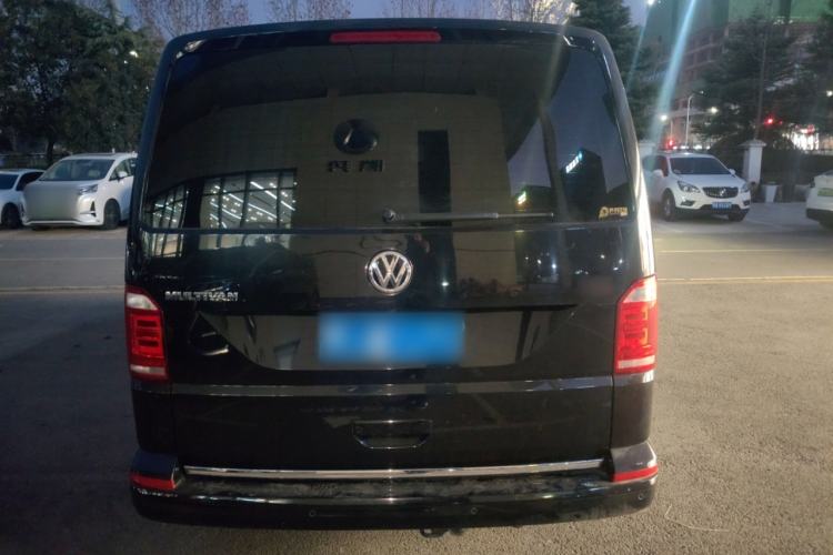 Used Volkswagen Multivan 2016 2.0 TSI Two-Wheel Drive Luxury Edition 7 Seats Exterior 4