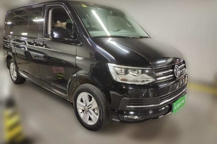 Used Volkswagen Multivan 2016 2.0 TSI Two-Wheel Drive Luxury Edition 6 Seats Front Right 45 Deg