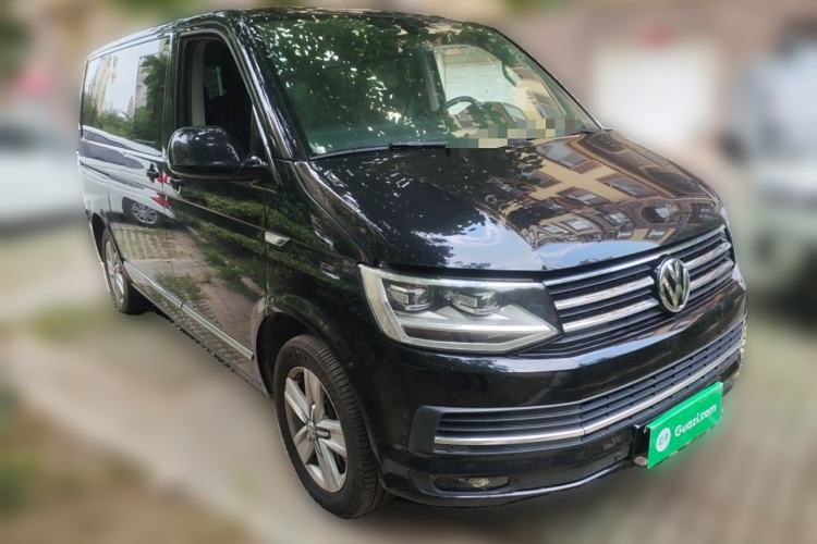 Used Volkswagen Multivan 2016 2.0 TSI Two-Wheel Drive Luxury Edition 7 Seats Front Right 45 Deg