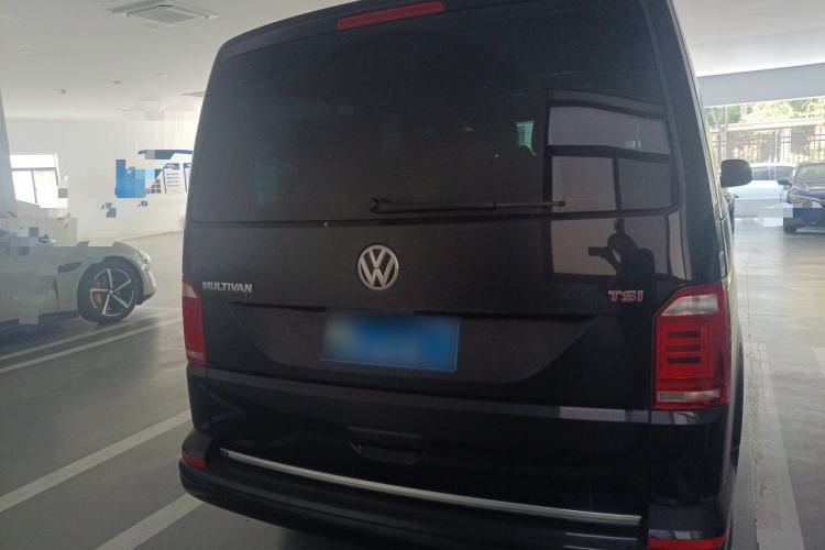 Used Volkswagen Multivan 2016 2.0 TSI Two-Wheel Drive Luxury Edition 7 Seats Rear
