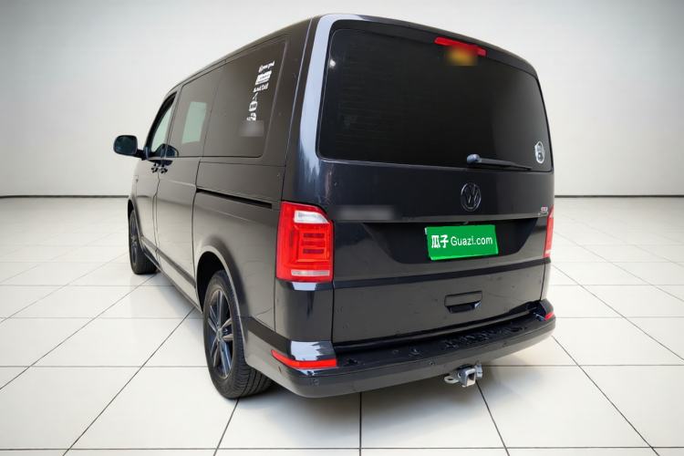 Used Volkswagen Multivan 2016 2.0 TSI 4x4 Premium Edition 7-Seater Rear Left 45 Deg