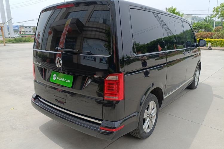 Used Volkswagen Multivan 2016 2.0 TSI 4x4 Premium Edition 7-Seater Rear Right 45 Deg