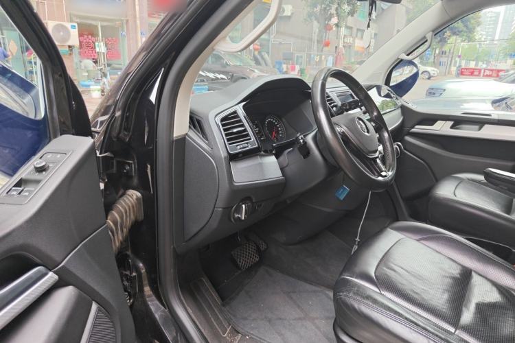 Used Volkswagen Multivan 2016 2.0 TSI Two-Wheel Drive Luxury Edition 7 Seats Driver Seat