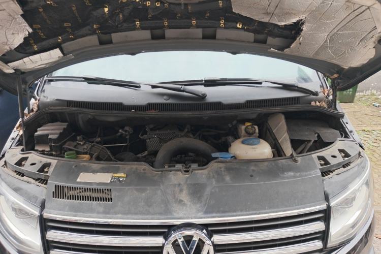 Used Volkswagen Multivan 2016 2.0 TSI Two-Wheel Drive Luxury Edition 7 Seats Engine Bay