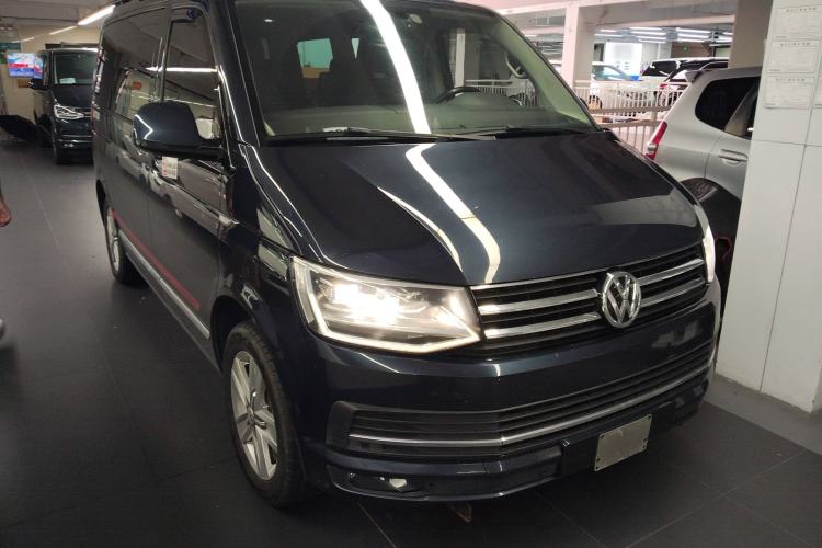 Used Volkswagen Multivan 2016 2.0 TSI Two-Wheel Drive Luxury Edition 7 Seats Exterior 2