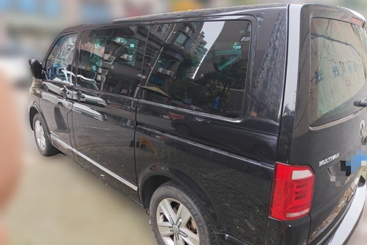 Used Volkswagen Multivan 2016 2.0 TSI Two-Wheel Drive Luxury Edition 7 Seats Rear Left 45 Deg