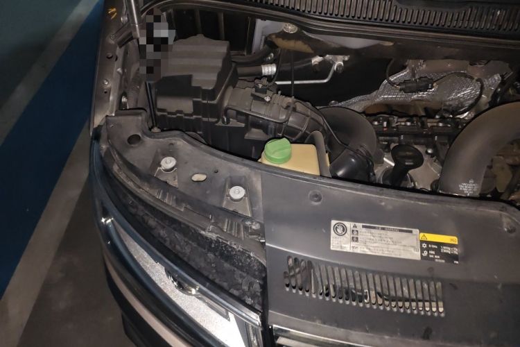 Used Volkswagen Multivan 2016 2.0 TSI 4x4 Premium Edition 7-Seater Engine Bay Right