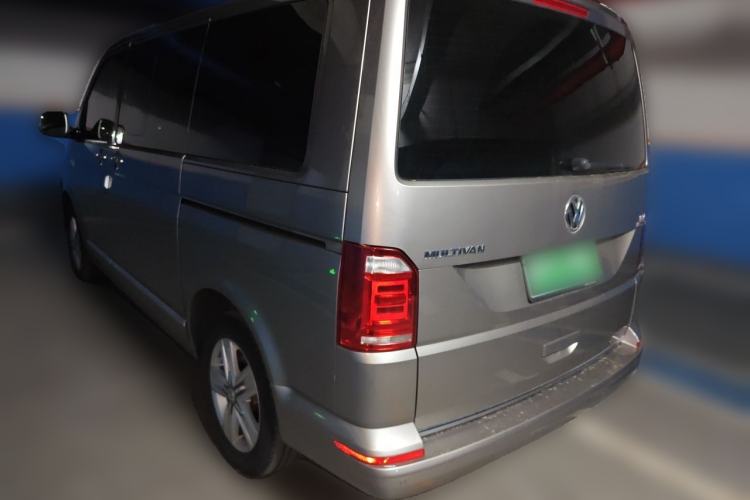 Used Volkswagen Multivan 2016 2.0 TSI 4x4 Premium Edition 7-Seater Rear Left 45 Deg