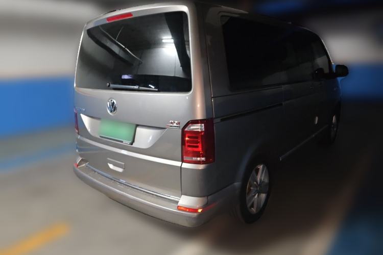 Used Volkswagen Multivan 2016 2.0 TSI 4x4 Premium Edition 7-Seater Rear Right 45 Deg