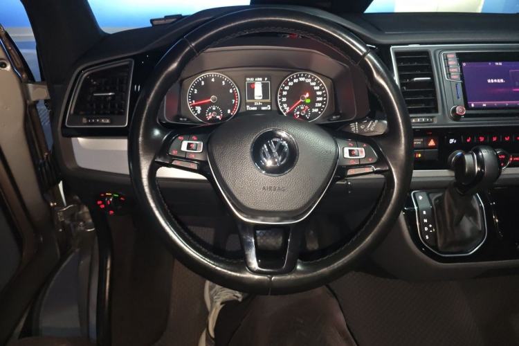 Used Volkswagen Multivan 2016 2.0 TSI 4x4 Premium Edition 7-Seater Steering Wheel