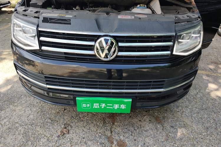 Used Volkswagen Multivan 2017 2.0 TSI Two-Wheel Drive Luxury Edition 7 Seats Engine Bay