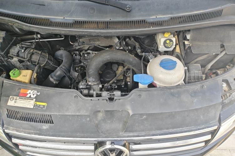 Used Volkswagen Multivan  Engine Bay