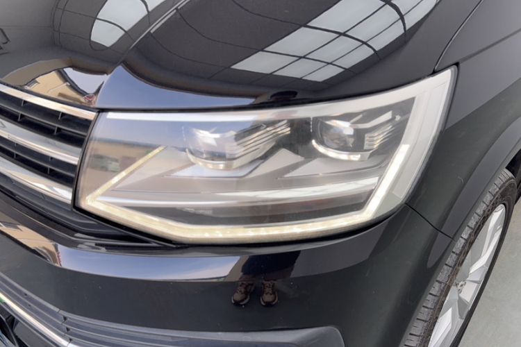 Used Volkswagen Multivan 2017 2.0 TSI Two-Wheel Drive Luxury Edition 7 Seats Exterior 7