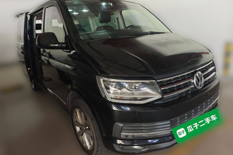 Used Volkswagen Multivan 2017 2.0 TSI Two-Wheel Drive Luxury Edition 7 Seats Front Right 45 Deg
