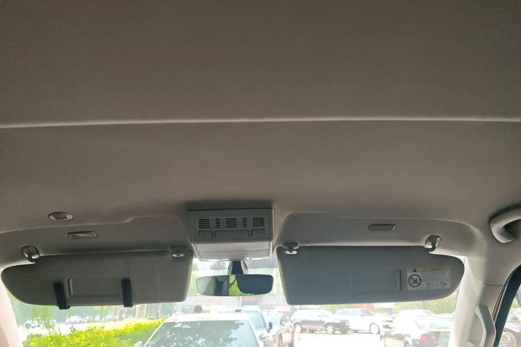 Used Volkswagen Multivan 2017 2.0 TSI Two-Wheel-Drive Comfort Edition 7 Seats Headliner