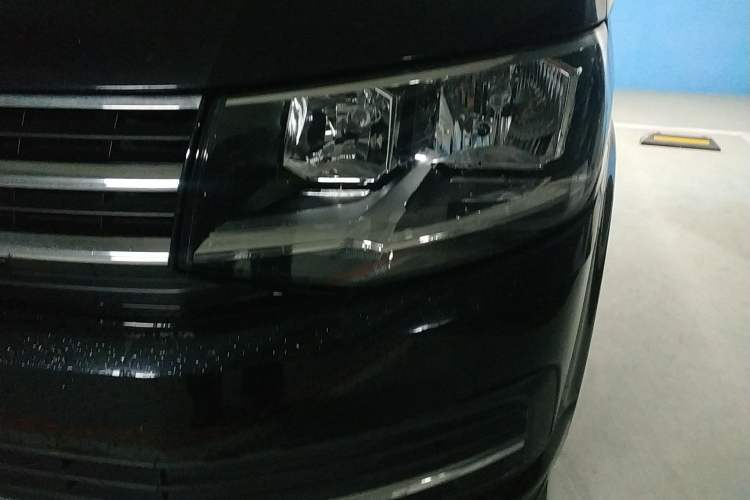 Used Volkswagen Multivan 2017 2.0 TSI Two-Wheel-Drive Comfort Edition 7 Seats Left Front Headlight