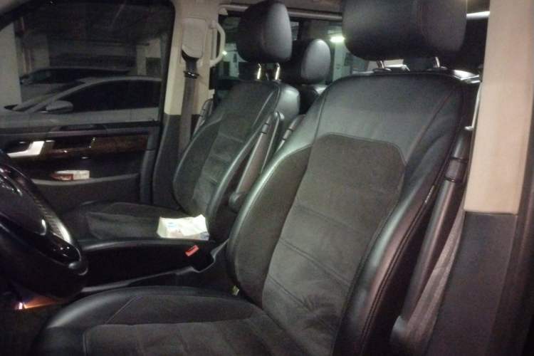 Used Volkswagen Multivan 2017 2.0 TSI Two-Wheel Drive Luxury Edition 7 Seats Left Front Seat