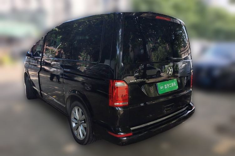 Used Volkswagen Multivan 2017 2.0 TSI Two-Wheel Drive Luxury Edition 7 Seats Rear Left 45 Deg