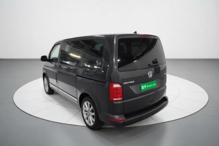 Used Volkswagen Multivan 2017 2.0 TSI Two-Wheel Drive Luxury Edition 7 Seats Rear Left 45 Deg