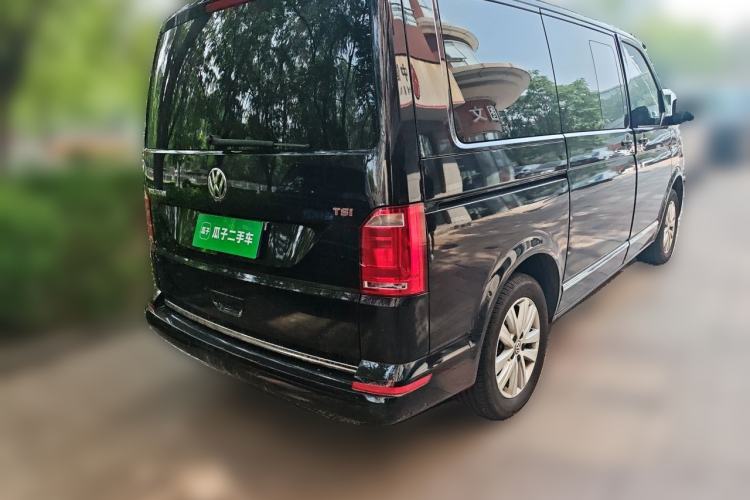 Used Volkswagen Multivan 2017 2.0 TSI Two-Wheel-Drive Comfort Edition 7 Seats Rear Right 45 Deg