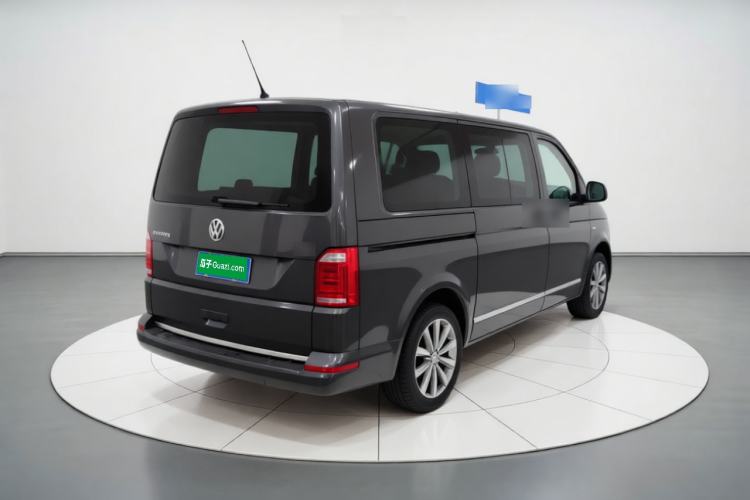 Used Volkswagen Multivan 2017 2.0 TSI Two-Wheel Drive Luxury Edition 7 Seats Rear Right 45 Deg