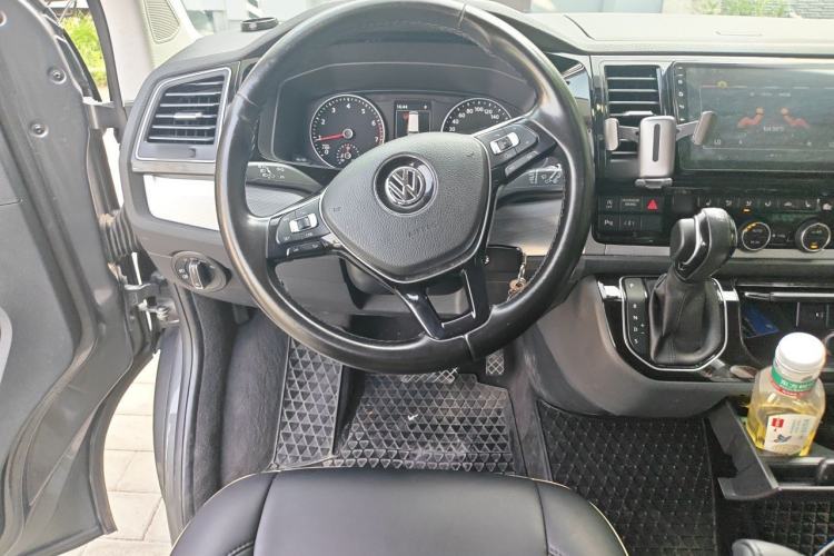Used Volkswagen Multivan  Steering Wheel