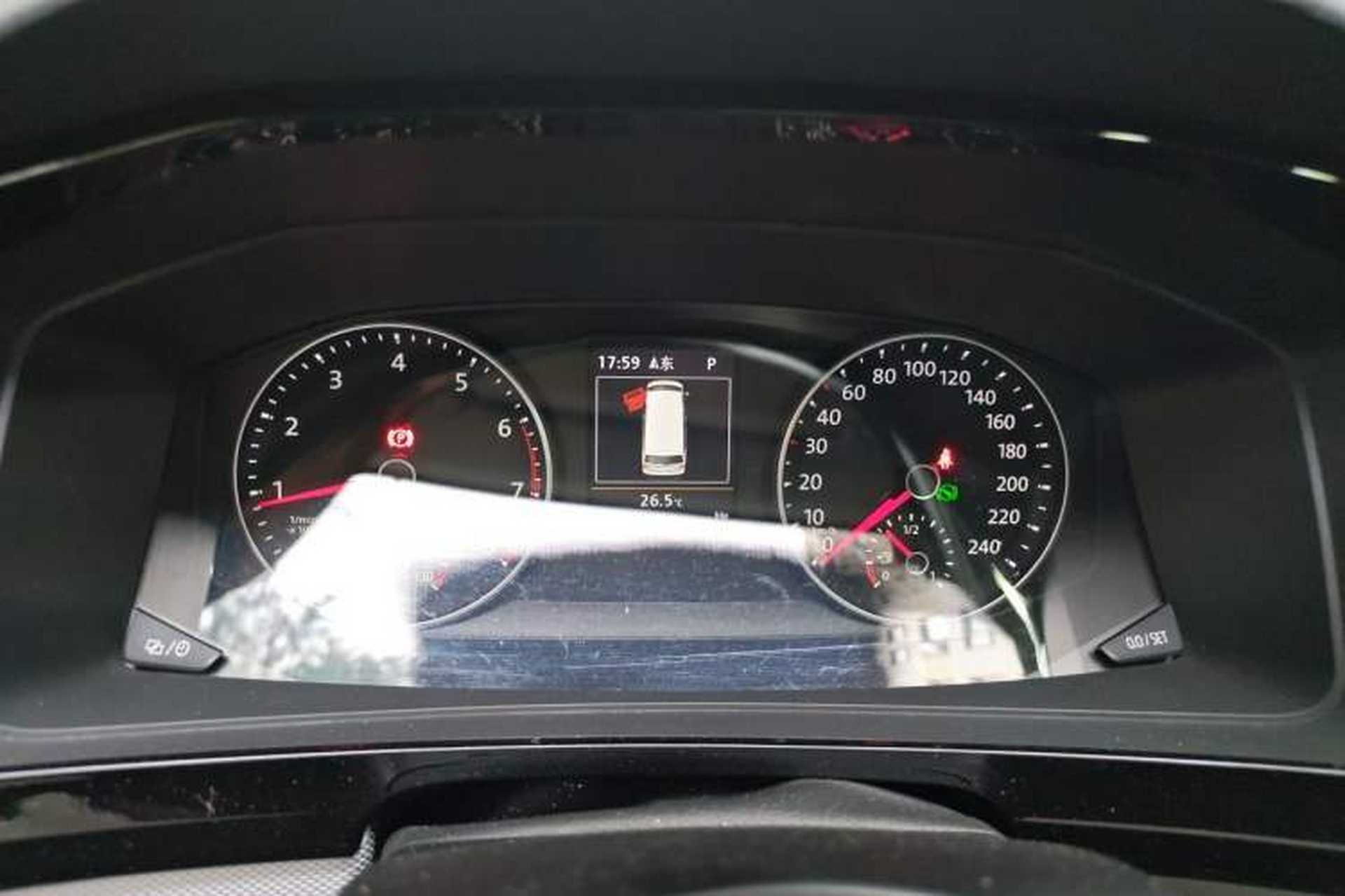 Used Volkswagen Multivan 2017 2.0 TSI 4x4 Prestige Edition 7-Seater Instrument Cluster
