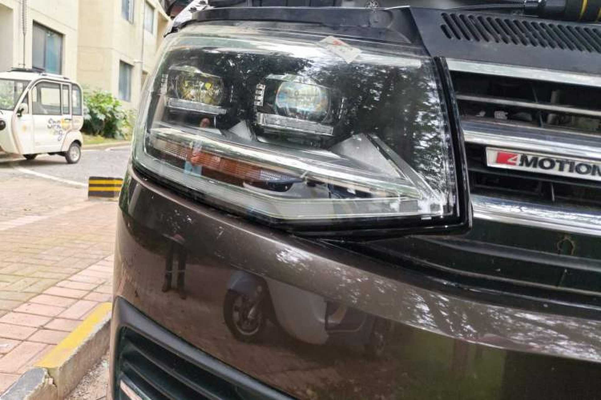 Used Volkswagen Multivan 2017 2.0 TSI 4x4 Prestige Edition 7-Seater Right Front Headlight