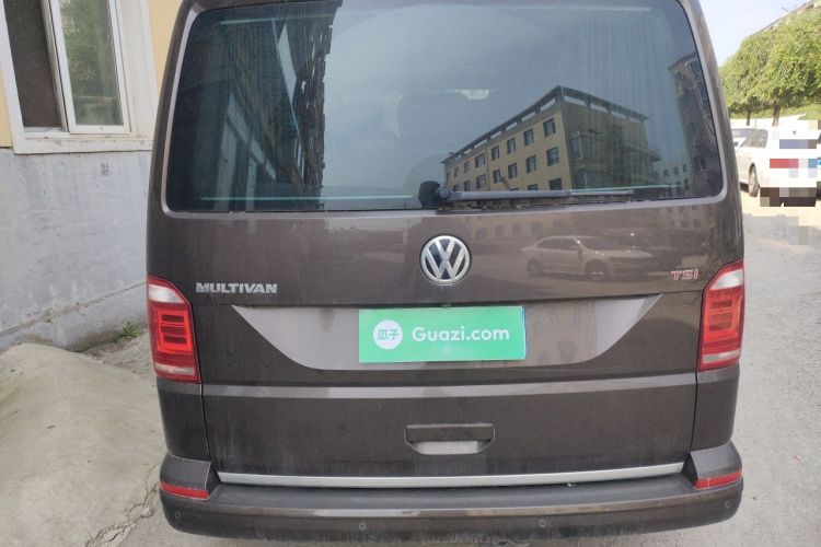 Used Volkswagen Multivan 2017 2.0 TSI Two-Wheel Drive Luxury Edition 7 Seats Rear