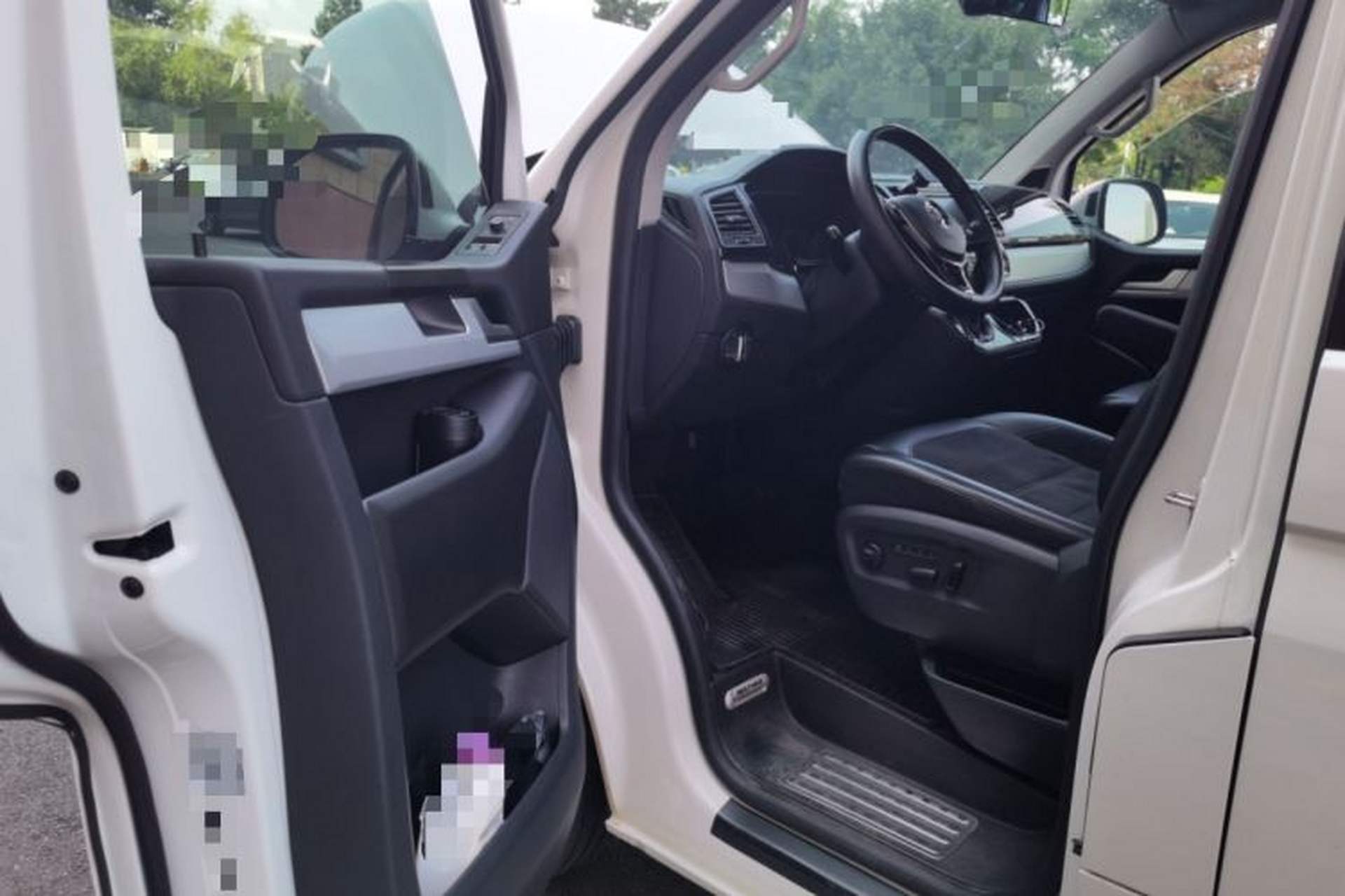 Used Volkswagen Multivan 2017 2.0 TSI 4x4 Explorer Edition 7-Seater Driver Seat