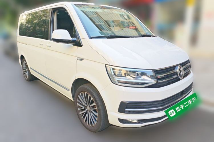 Used Volkswagen Multivan 2017 2.0 TSI 4x4 Prestige Edition 7-Seater Front Right 45 Deg
