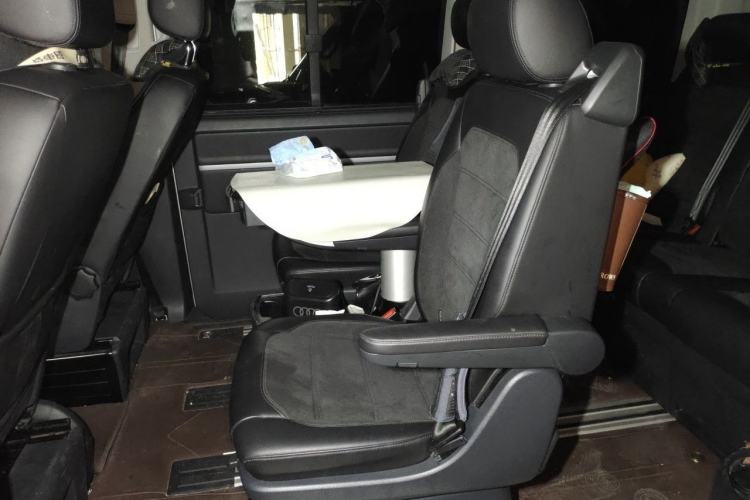 Used Volkswagen Multivan 2017 2.0 TSI Two-Wheel-Drive Comfort Edition 7 Seats Left Rear Seat