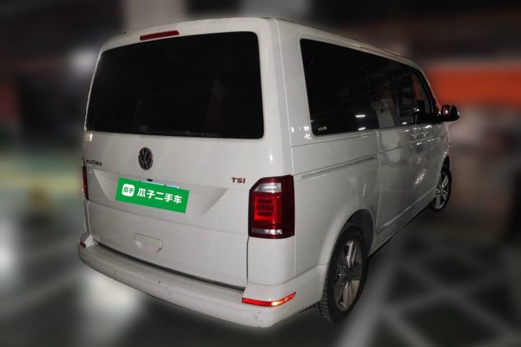 Used Volkswagen Multivan 2017 2.0 TSI Two-Wheel-Drive Comfort Edition 7 Seats Rear Right 45 Deg