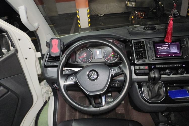 Used Volkswagen Multivan 2017 2.0 TSI Two-Wheel-Drive Comfort Edition 7 Seats Steering Wheel