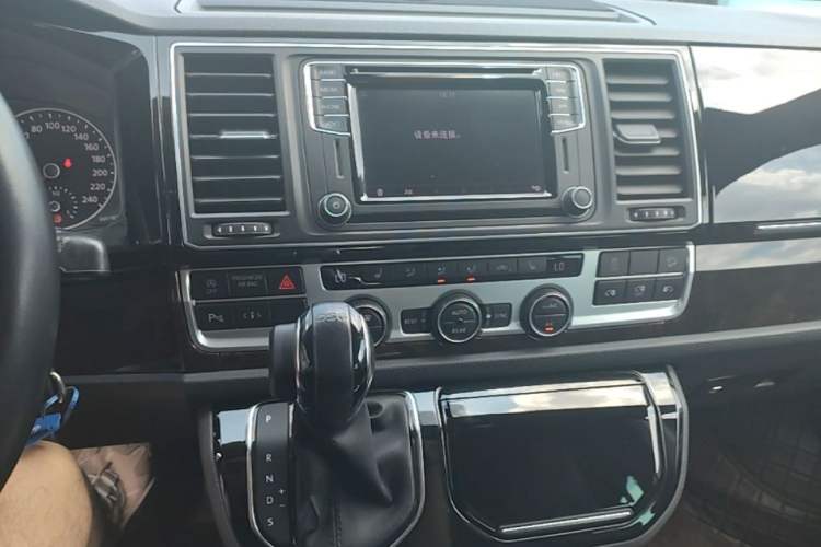 Used Volkswagen Multivan 2018 2.0 TSI 4x4 Prestige Edition 7-Seater Audio And AC Panel