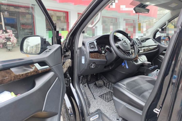 Used Volkswagen Multivan 2018 2.0 TSI Two-Wheel-Drive Luxury Edition 7 Seats Driver Seat