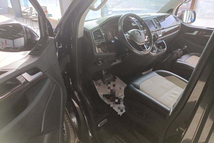 Used Volkswagen Multivan 2018 2.0 TSI Four-Wheel Drive Comfort Edition 7-Seater Driver Seat