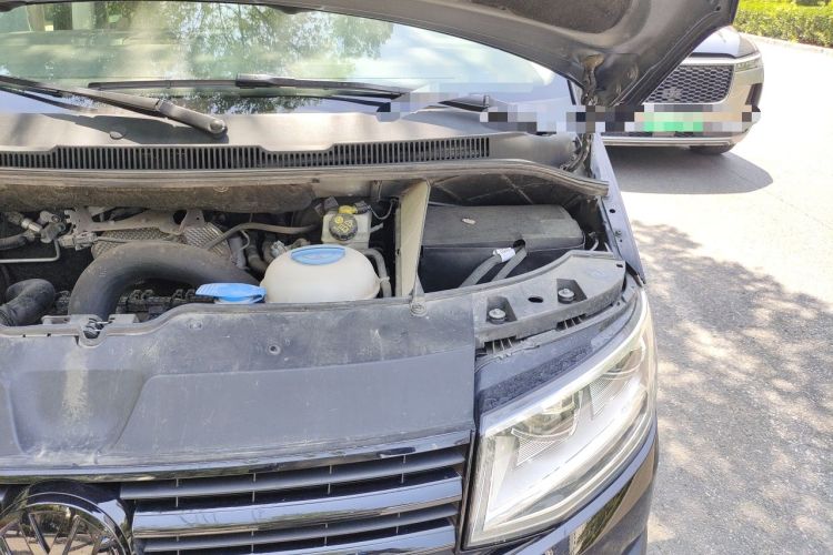 Used Volkswagen Multivan 2018 2.0 TSI 4x4 Prestige Edition 7-Seater Engine Bay Left
