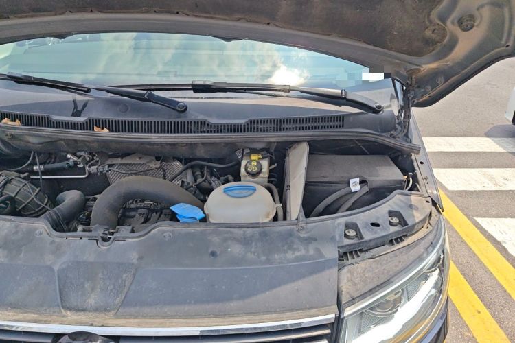 Used Volkswagen Multivan 2018 2.0 TSI 4x4 Explorer Edition 7-Seater Engine Bay Left