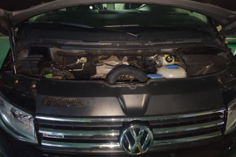 Used Volkswagen Multivan 2018 2.0 TSI 4x4 Prestige Edition 7-Seater Engine Bay