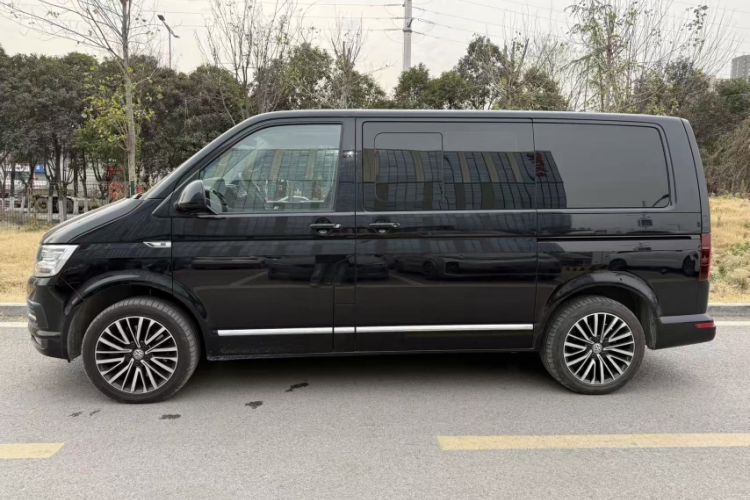 Used Volkswagen Multivan 2018 2.0 TSI 4x4 Prestige Edition 7-Seater Exterior 2