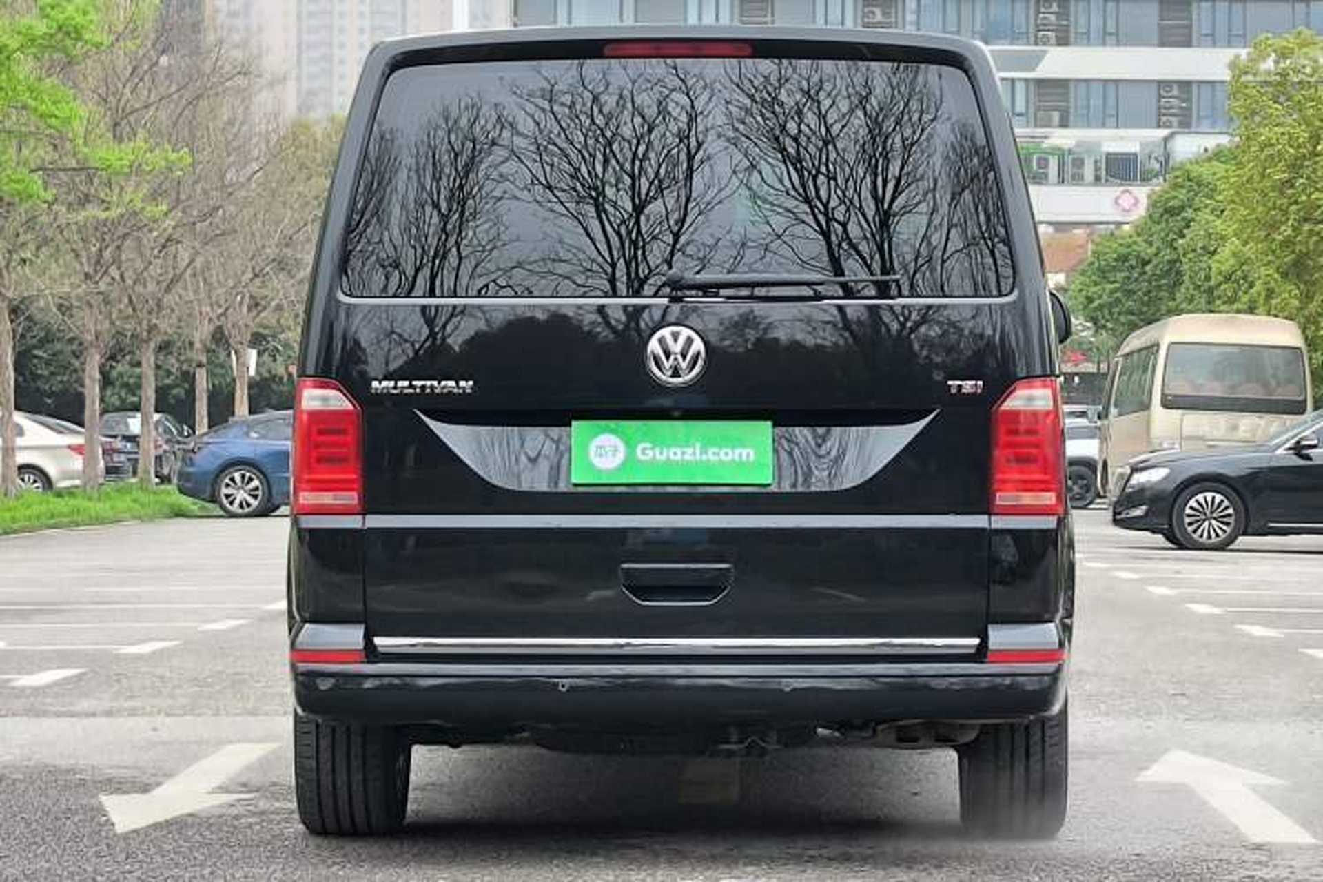 Used Volkswagen Multivan 2018 2.0 TSI Two-Wheel-Drive Luxury Edition 7 Seats Exterior 4