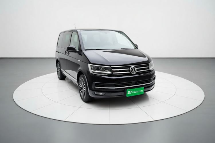 Used Volkswagen Multivan 2018 2.0 TSI Four-Wheel Drive Comfort Edition 7-Seater Front Right 45 Deg