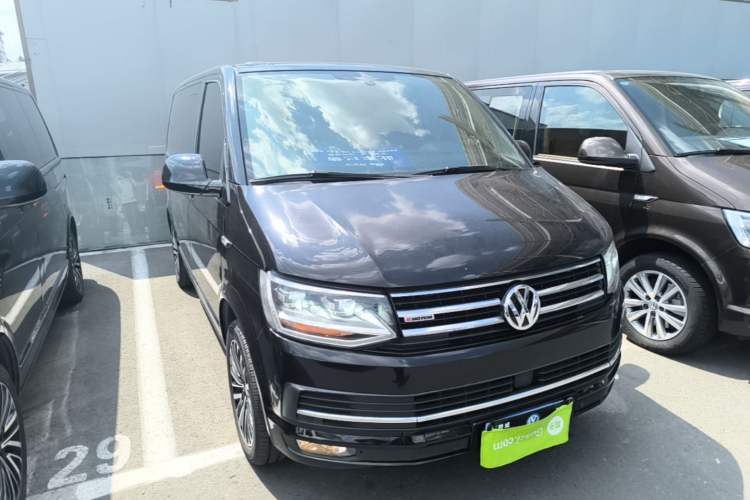 Used Volkswagen Multivan 2018 2.0 TSI 4x4 Prestige Edition 7-Seater Front Right 45 Deg